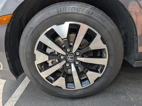 Used 2025 Honda Odyssey EX-L image 15