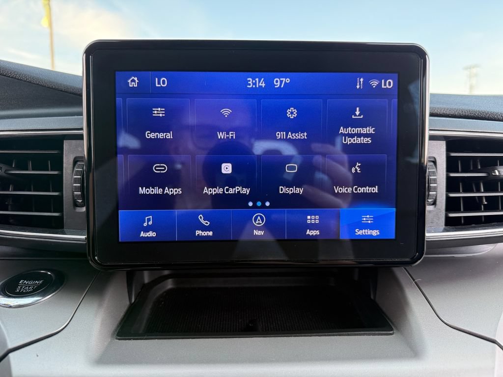 Used 2022 Ford Explorer XLT w/ Equipment Group 202A AWD/4WD image 49