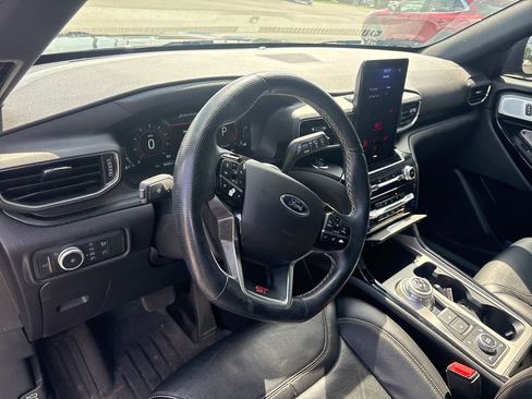 Used 2021 Ford Explorer ST w/ Equipment Group 401A AWD/4WD image 4