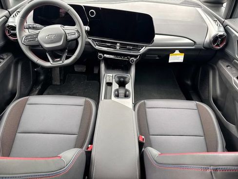 New 2025 Chevrolet Equinox EV RS image 10