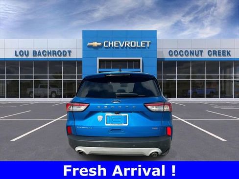 Used 2020 Ford Escape Titanium image 7