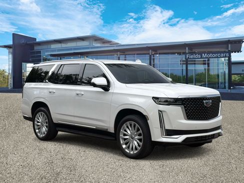 Used 2023 Cadillac Escalade Luxury RWD image 1