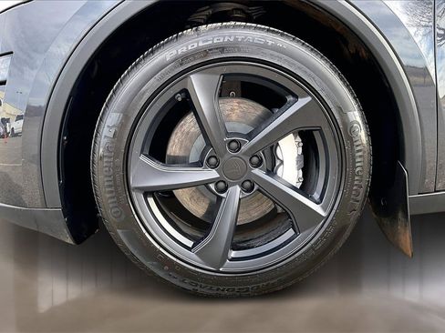 Used 2026 Tesla Model Y AWD image 8