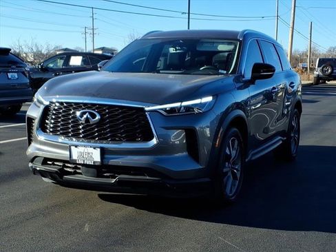 Used 2023 INFINITI QX60 Luxe image 2