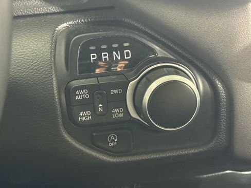Used 2023 RAM 1500 Big Horn AWD/4WD image 39