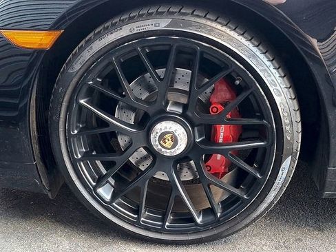 Used 2015 Porsche 911 Carrera 4 GTS image 15