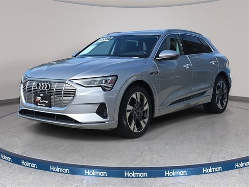 Certified 2022 Audi e-tron Premium image 7
