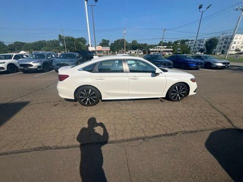 Used 2024 Honda Civic EX image 18