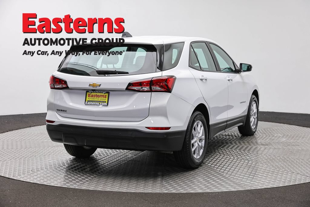 Used 2023 Chevrolet Equinox LS w/ Driver Confidence II Package FWD image 6
