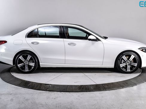 Used 2025 Mercedes-Benz C 300 4MATIC Sedan image 7