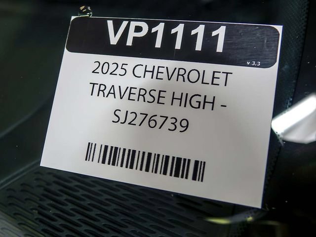 Used 2025 Chevrolet Traverse High Country FWD image 41