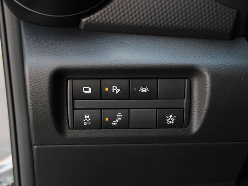 Certified 2025 Nissan Kicks Play S FWD image 22