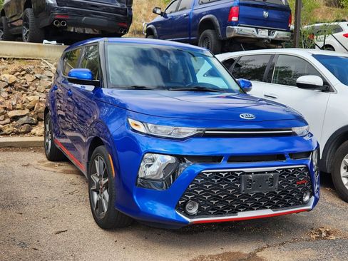 Used 2021 Kia Soul GT-Line FWD image 3