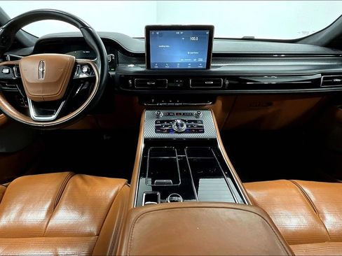 Used 2020 Lincoln Aviator Black Label Grand Touring w/ Class IV Trailer Tow Package image 18