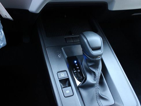 New 2026 Toyota Corolla Cross L AWD/4WD image 33