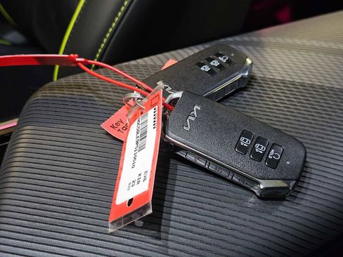 Used 2023 Kia EV6 GT image 44