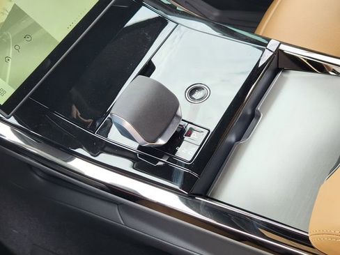 New 2026 Land Rover Range Rover Sport SE image 15