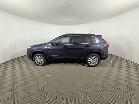 Used 2016 Jeep Cherokee Limited image 21