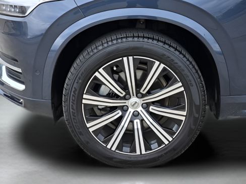 Used 2023 Volvo XC90 B6 Plus w/ Protection Package AWD/4WD image 38