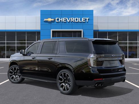 New 2026 Chevrolet Suburban RST image 3