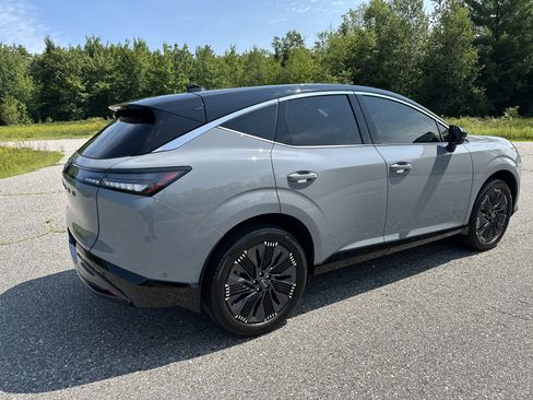 Certified 2025 Nissan Murano Platinum w/ Cargo Package AWD/4WD image 7