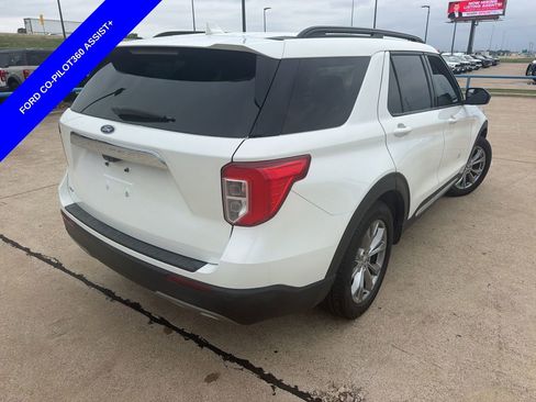Used 2022 Ford Explorer XLT w/ Equipment Group 202A RWD image 10