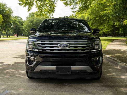 Used 2021 Ford Expedition Limited RWD image 3