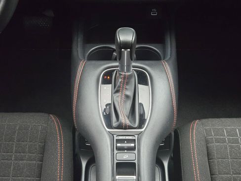 Used 2025 Honda HR-V Sport image 19