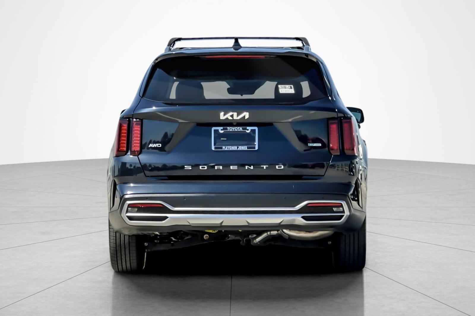 Used 2022 Kia Sorento S AWD/4WD image 4