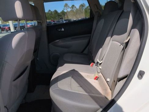 Used 2011 Nissan Rogue SV w/ Premium Pkg image 25