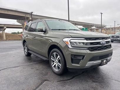 Used 2024 Ford Expedition XLT