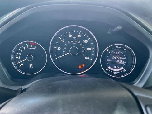 Used 2018 Honda HR-V LX image 15