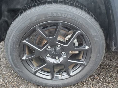 Used 2019 Jeep Renegade Altitude w/ Quick Order Package 2XM AWD/4WD image 44