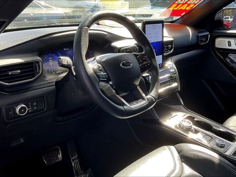 Used 2021 Ford Explorer ST w/ Equipment Group 401A image 25