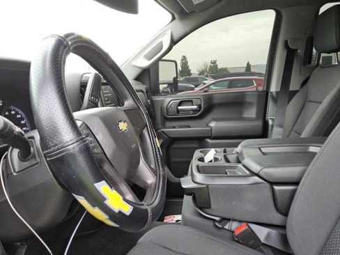 Used 2022 Chevrolet Silverado 2500 Custom w/ Custom Value Package RWD image 16