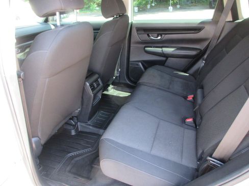 Used 2023 Honda CR-V LX image 10