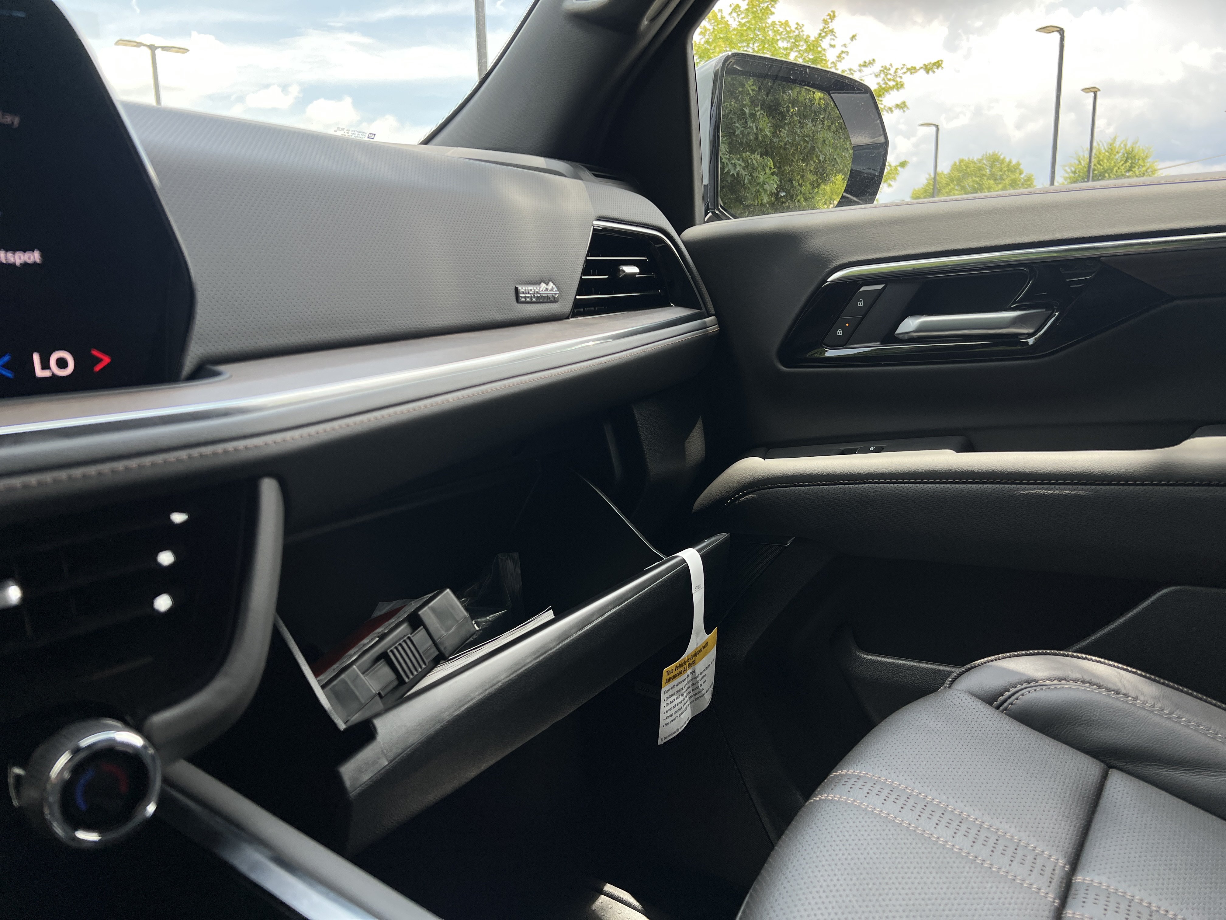 New 2026 Chevrolet Tahoe High Country AWD/4WD image 34
