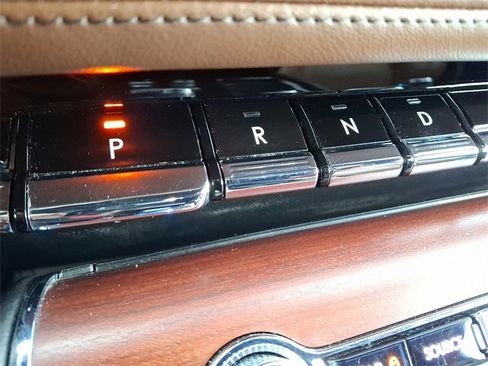 Certified 2022 Lincoln Aviator Reserve w/ Elements Package Plus image 18