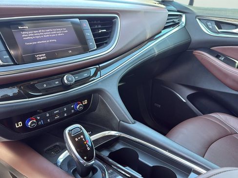 Used 2020 Buick Enclave Avenir w/ Avenir Technology Package FWD image 15