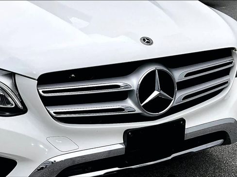 Used 2017 Mercedes-Benz GLC 300 image 28