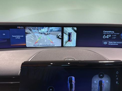 Used 2024 Lincoln Nautilus Reserve image 28