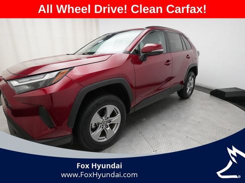 Used 2025 Toyota RAV4 XLE AWD/4WD image 1