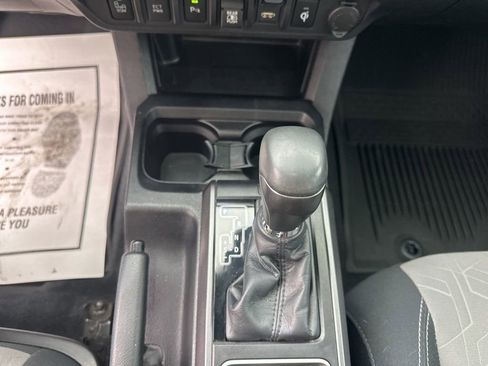 Used 2023 Toyota Tacoma TRD Sport w/ Technology Package image 22