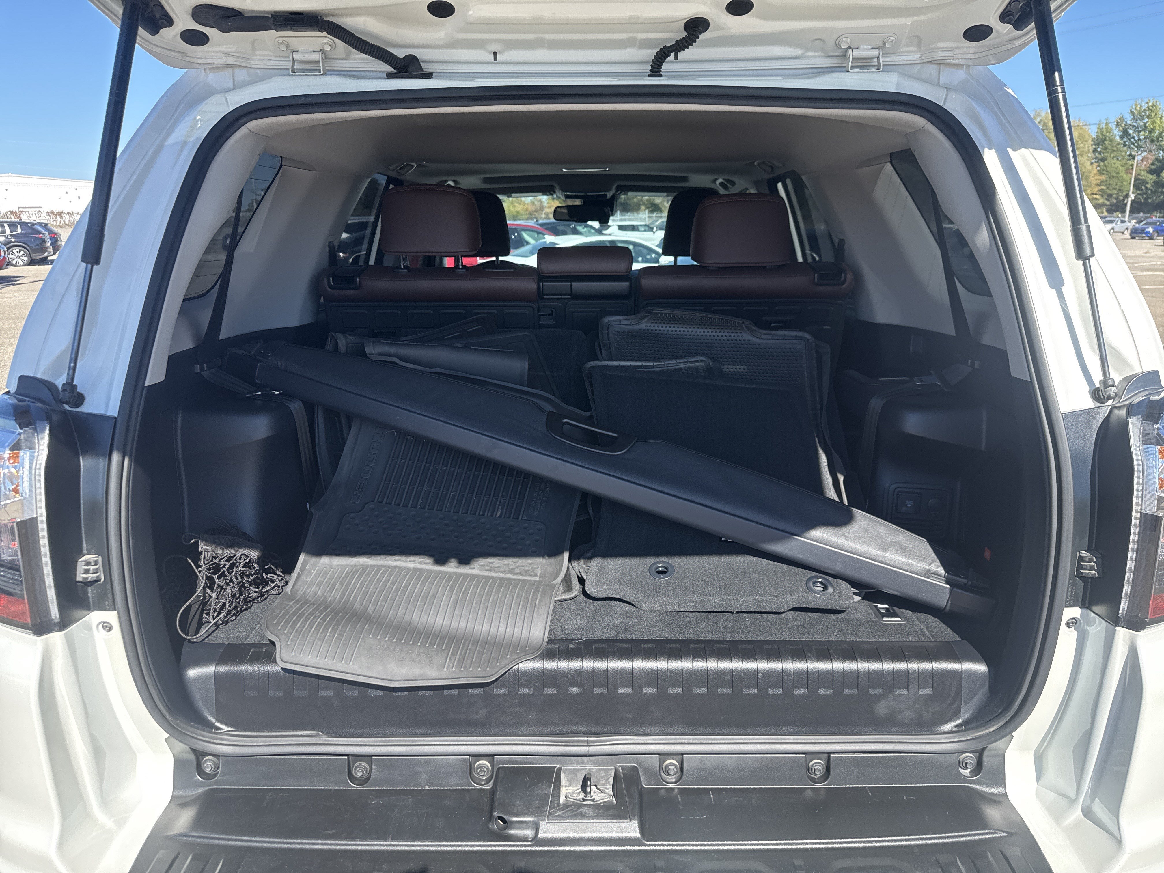 Used 2023 Toyota 4Runner Limited RWD image 8
