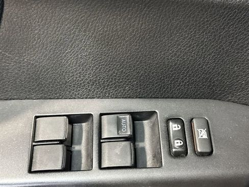 Used 2016 Toyota RAV4 LE image 20