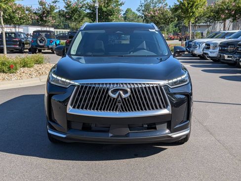 Used 2026 INFINITI QX60 Luxe w/ Cargo Package FWD image 8