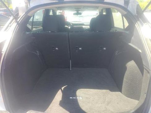 Used 2020 Nissan Kicks S image 6