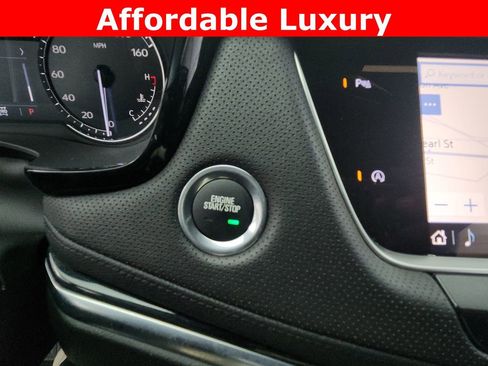 Certified 2025 Cadillac XT5 Premium Luxury AWD/4WD image 11