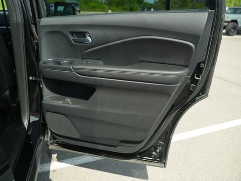 Used 2022 Honda Pilot Sport image 23