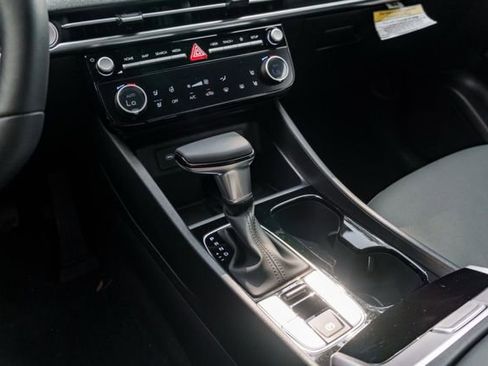 New 2025 Hyundai Santa Cruz Limited AWD/4WD image 16
